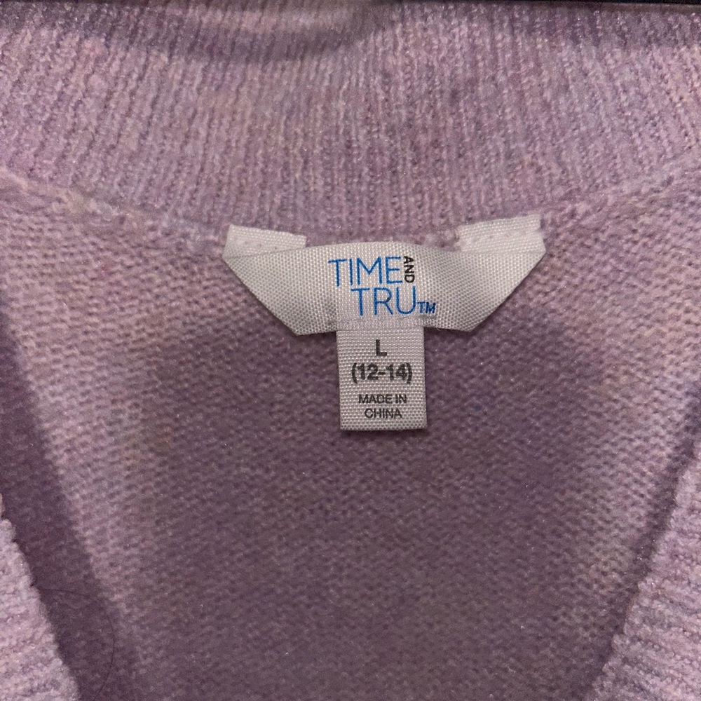 Women's Lavender V-Neck Sweater - Picture 4 of 4